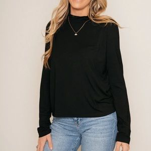 Jackson Rowe Boss Turtleneck in Black, size medium